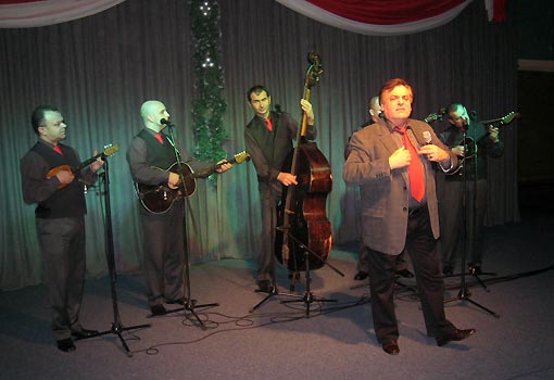Krunoslav Kićo Slabinac održao je Božićni koncert u Ogulinu
