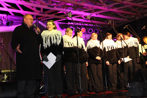 Miroslav Škoro  održao glazbeni koncert na otvaranju Adventa u Ogulinu