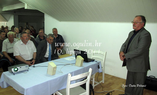 Susret pričuvnih časnika  Hrvatskog časničkog zbora Republike  Hrvatske "Karlovac 2011"