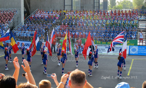 Ogulinske  mažoretkinje sudjelovale su na otvorenju Europskog prvenstva  mažoretkinja