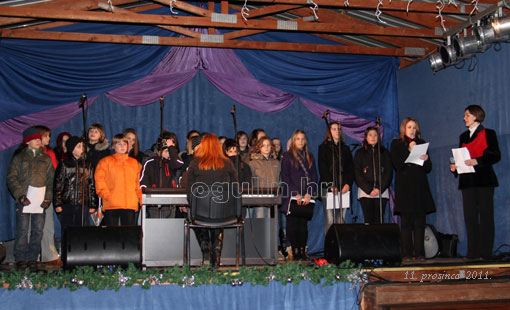 Svečano otvorena manifestacija Advent 2011
