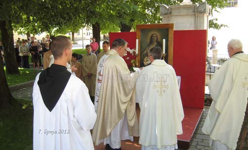 Blagdan Tijelova svečano proslavljen i u našoj župi, župi Sv. Križa Ogulin